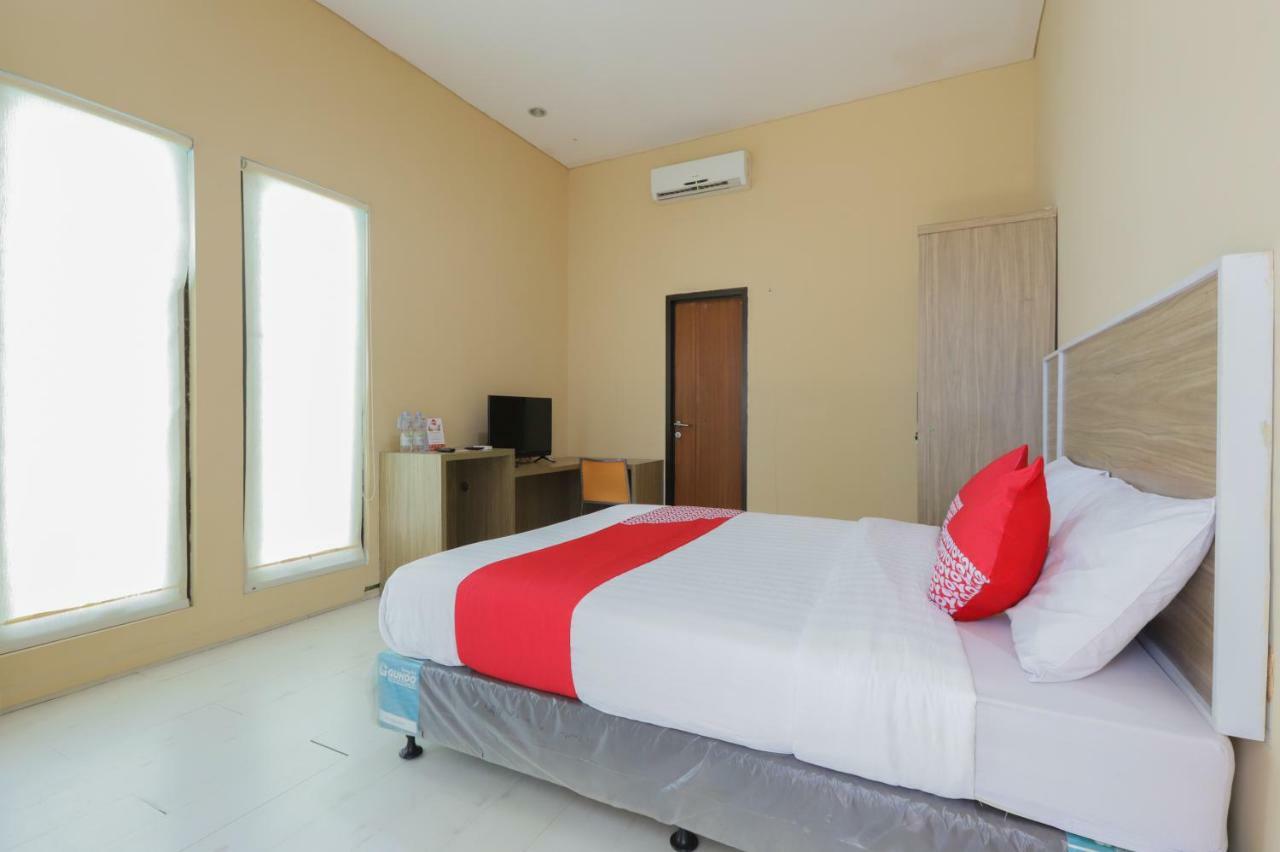 Oyo 968 Tirthankara Residence Джакарта Екстериор снимка