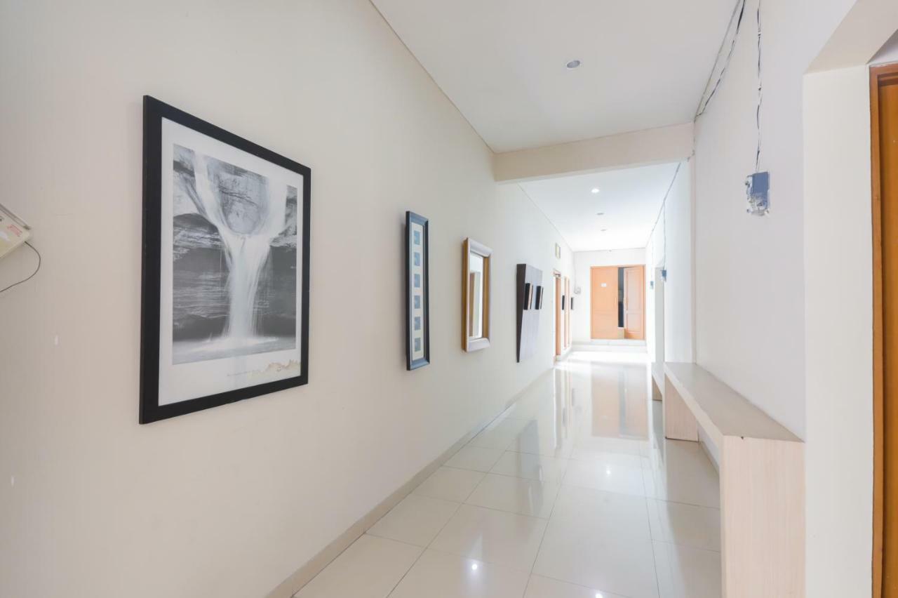 Oyo 968 Tirthankara Residence Джакарта Екстериор снимка