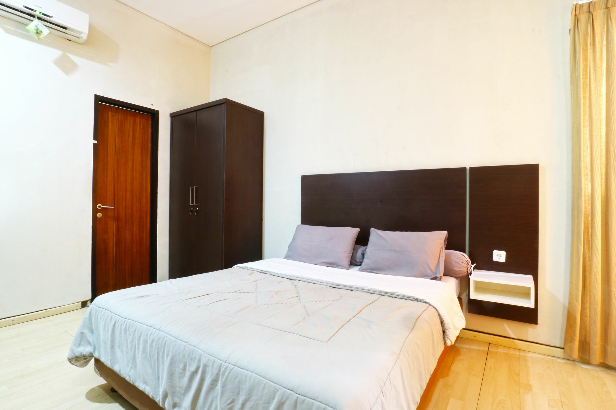 Oyo 968 Tirthankara Residence Джакарта Екстериор снимка